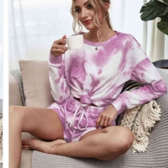 🎀Clearance🎀 2pc SET blue or pink Tie Dye shorts set LOUNGE Wear, pj's  so soft - Picture 3 of 10
